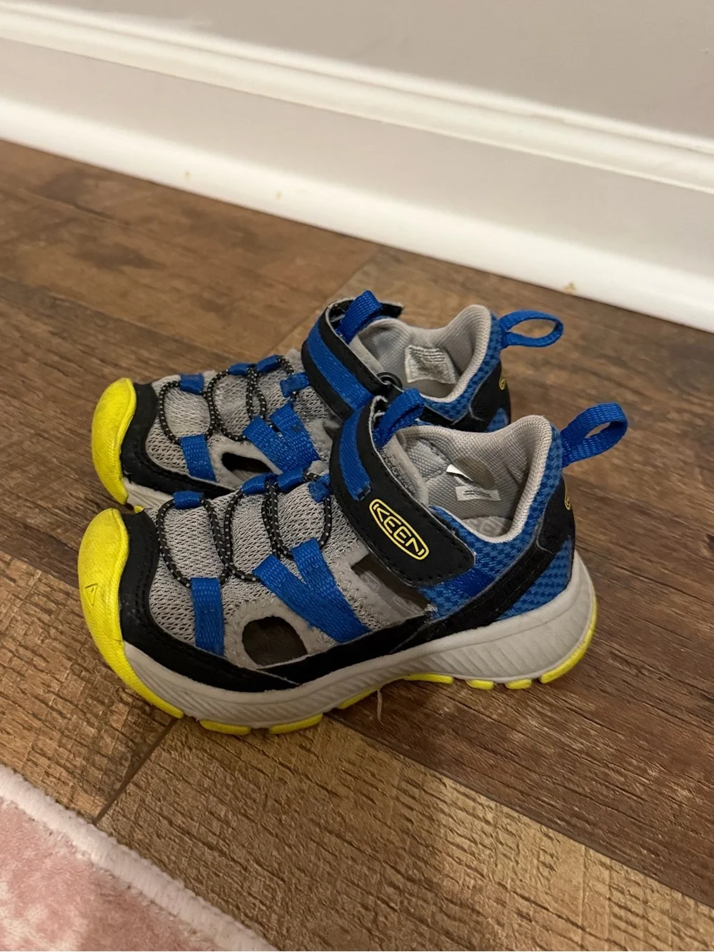 KEEN 8C Kids' Outdoor Sandals